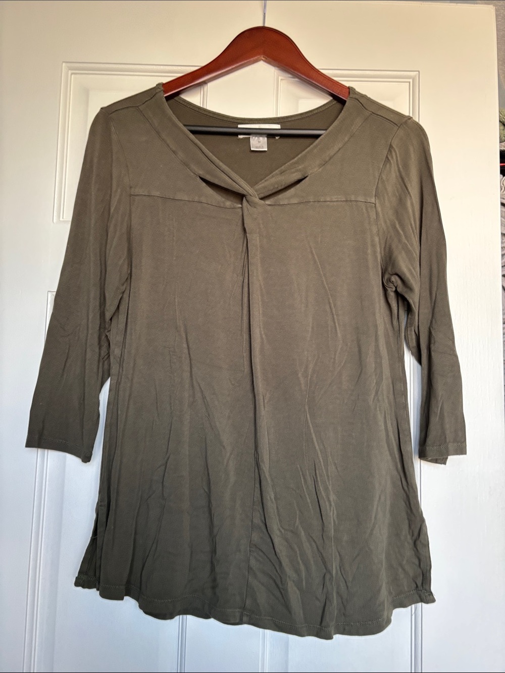 GUC Christopher & Banks 3/4 sleeve top, size M